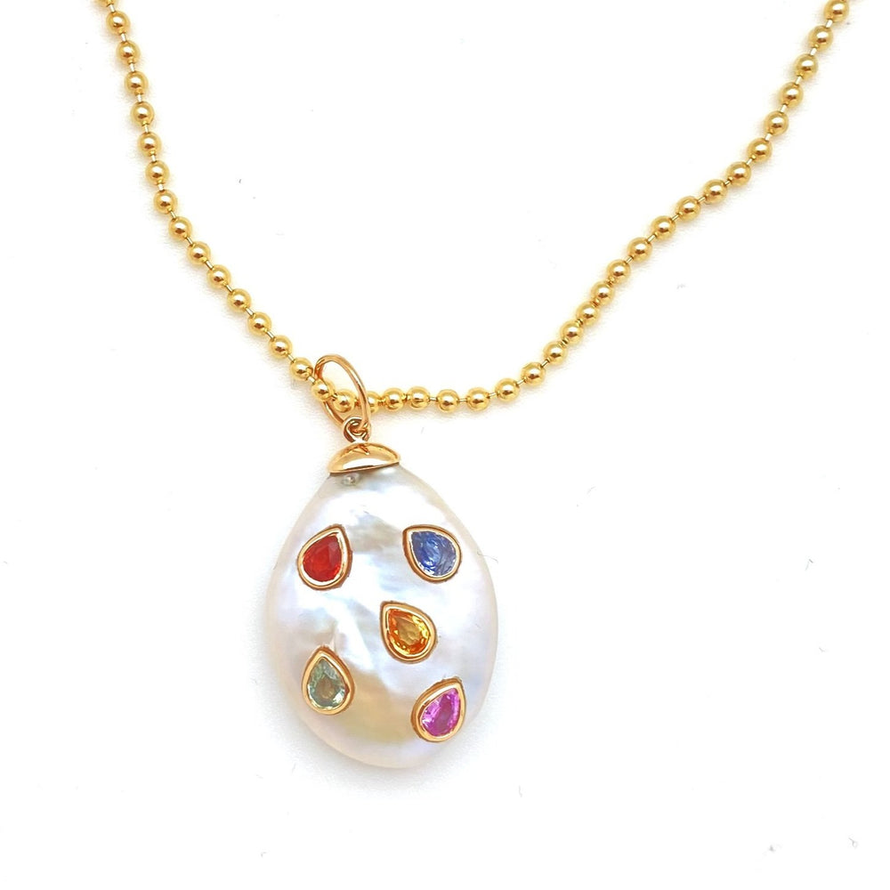 Pearl with inset sapphires pendant