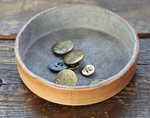 Suede lined leather tray  - round